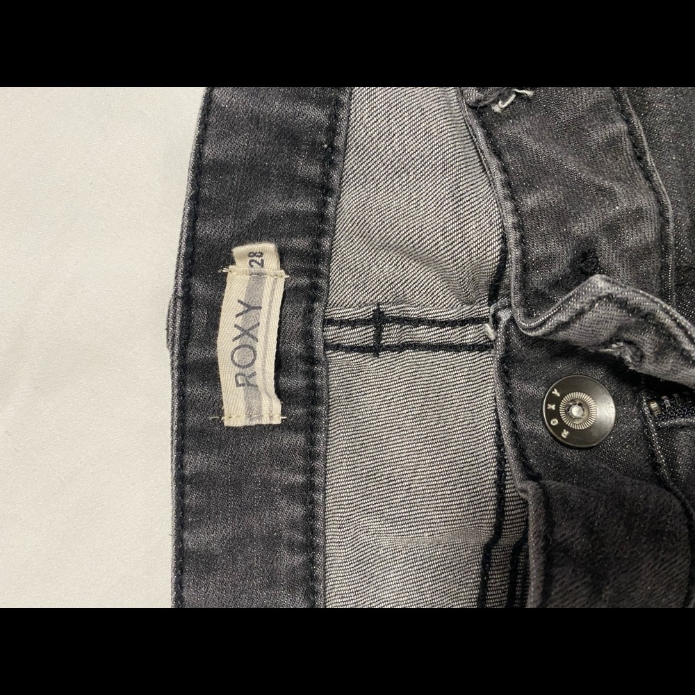 Jeans - Picture 6 of 10
